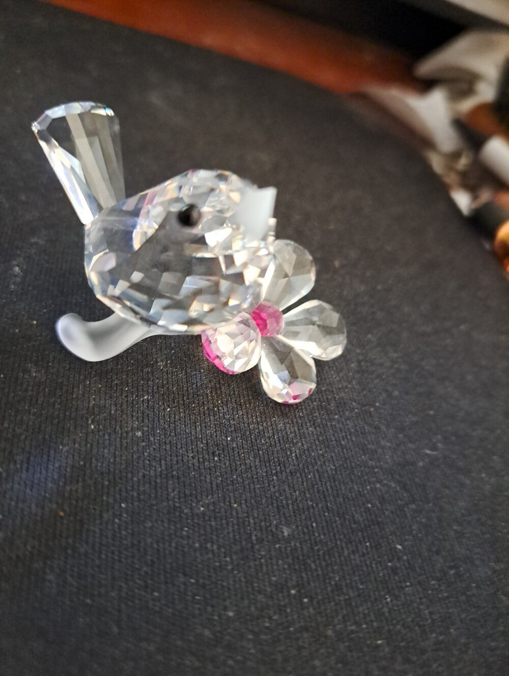Swarovski Crystal Baby Bird On Flower 840329 Like New